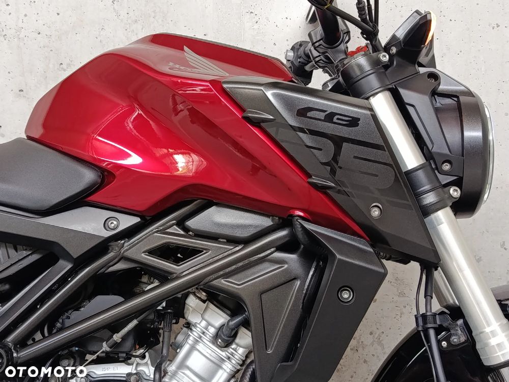Honda CB - 11