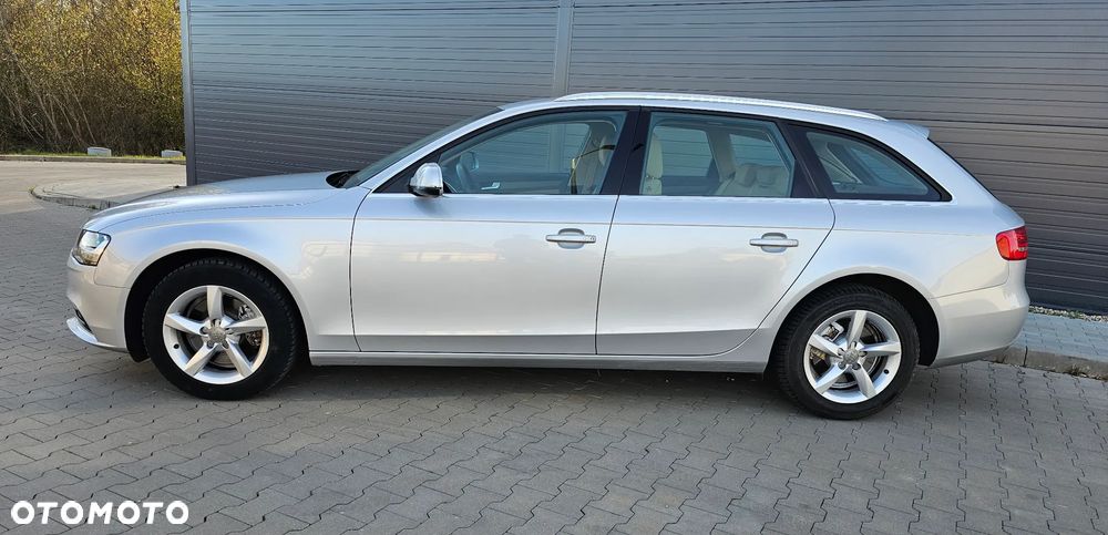 Audi A4 Avant - 2