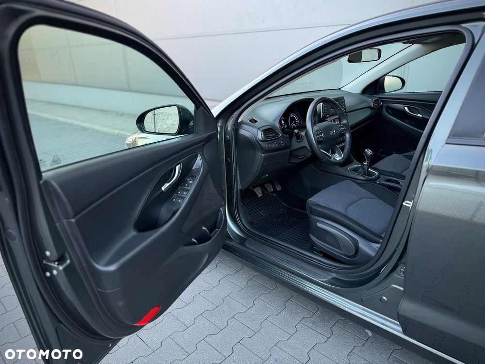 Hyundai i30 1.5 DPI Modern - 18