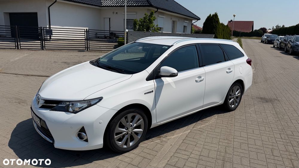 Toyota Auris - 1