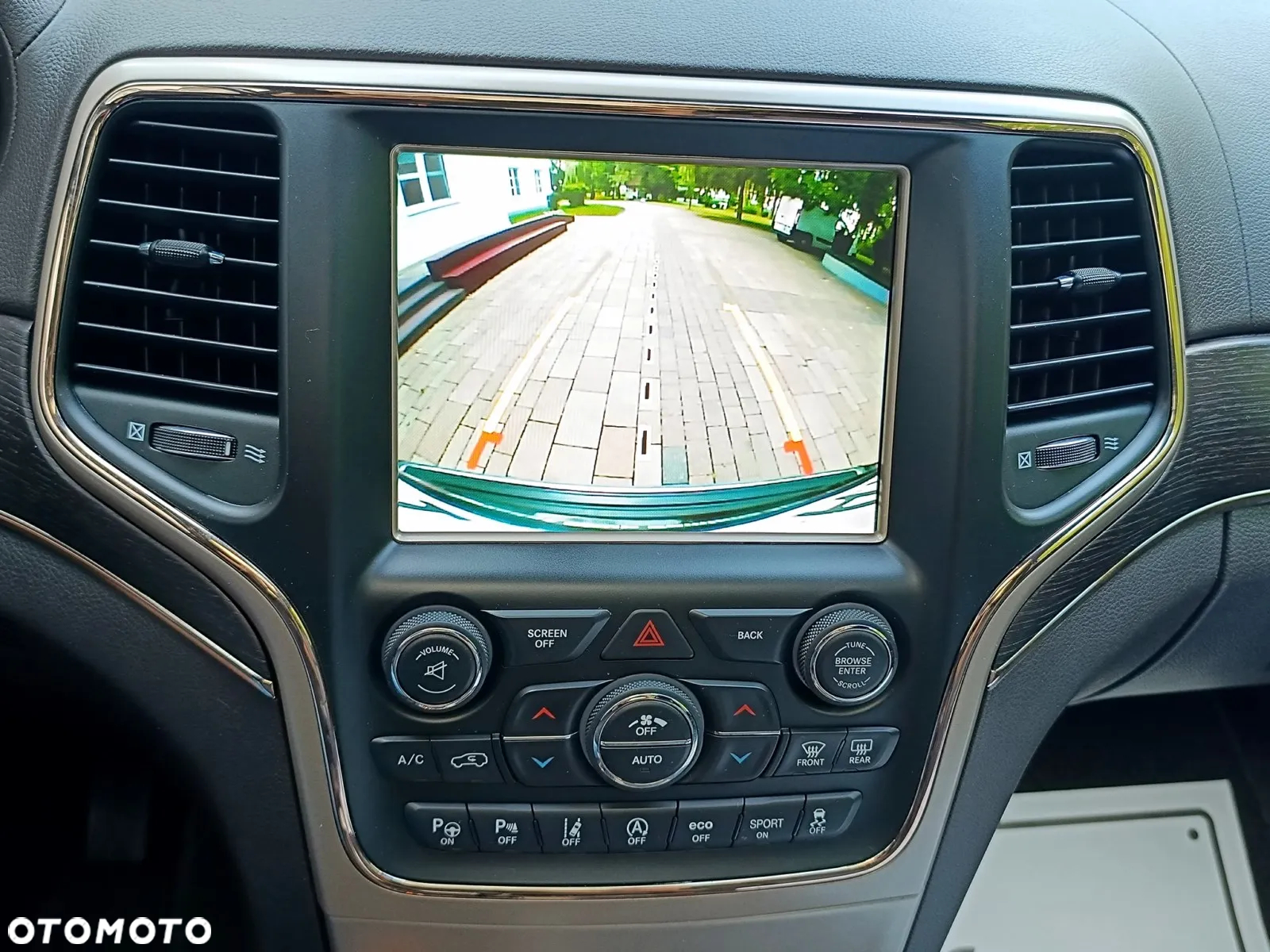 Jeep Grand Cherokee 3.0 CRD Overland Summit Platinum - 28