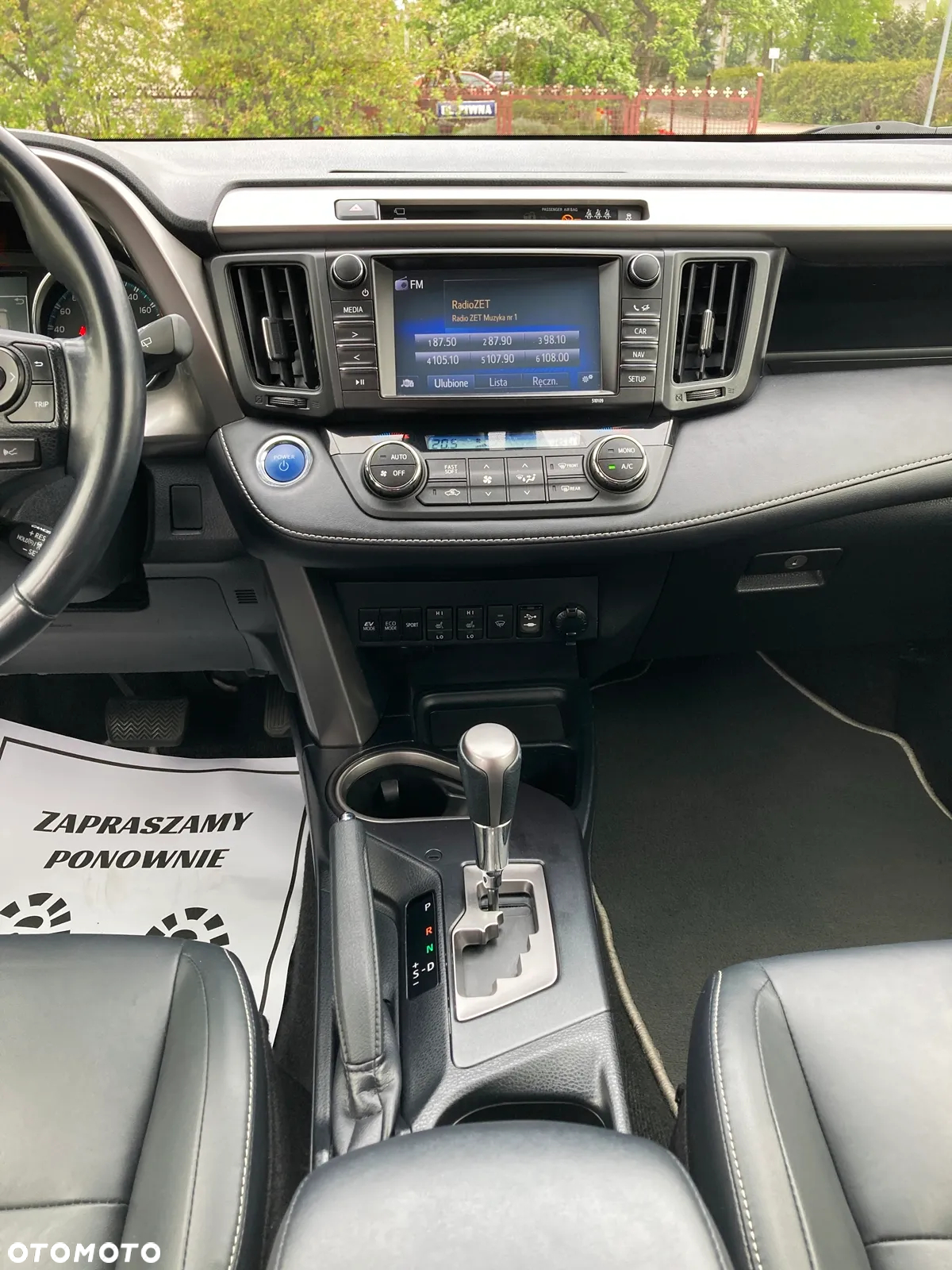 Toyota RAV4 2.5 4x4 Hybrid Executive - 17