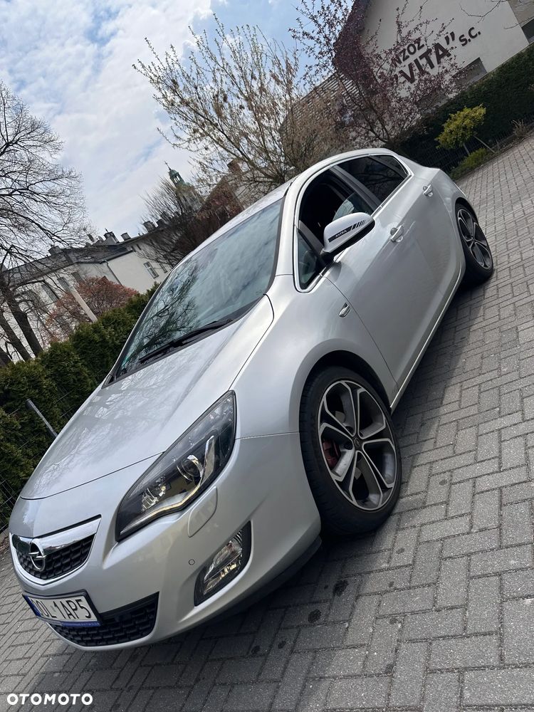 Opel Astra 2.0 CDTI Cosmo - 2