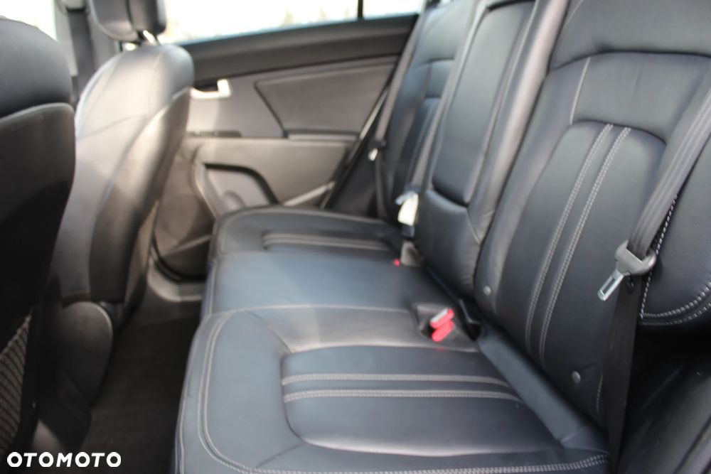 Kia Sportage 1.6 GDI Business Line M 2WD - 33