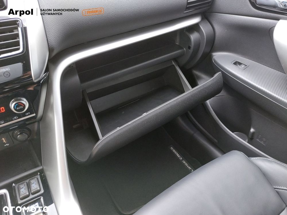 Mitsubishi Eclipse Cross - 22