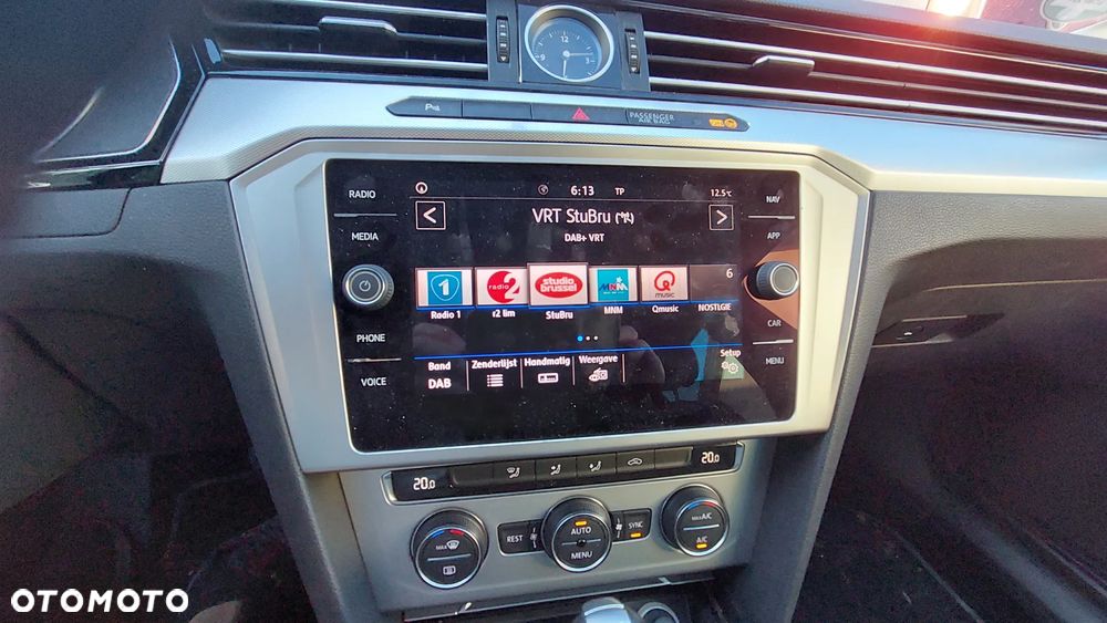 Volkswagen Passat - 21