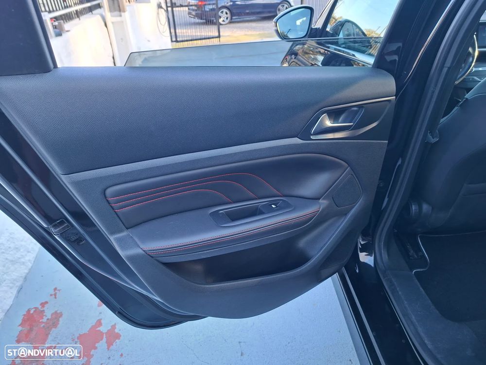 Peugeot 308 SW PureTech 130 Stop & Start GT-Line Edition - 33