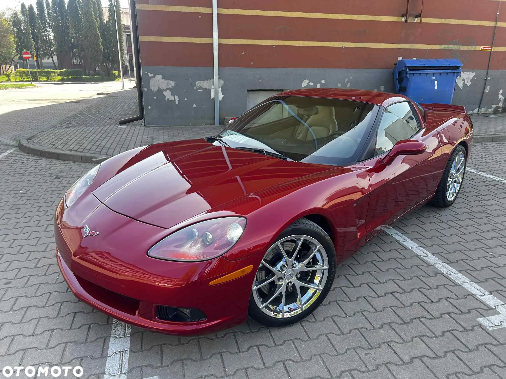 Chevrolet Corvette - 15