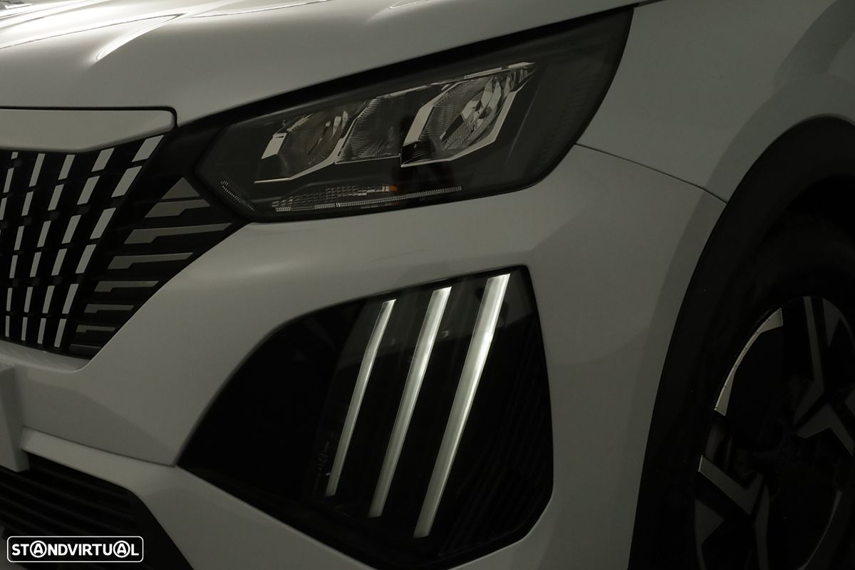 Peugeot 2008 1.2 PureTech Allure - 6