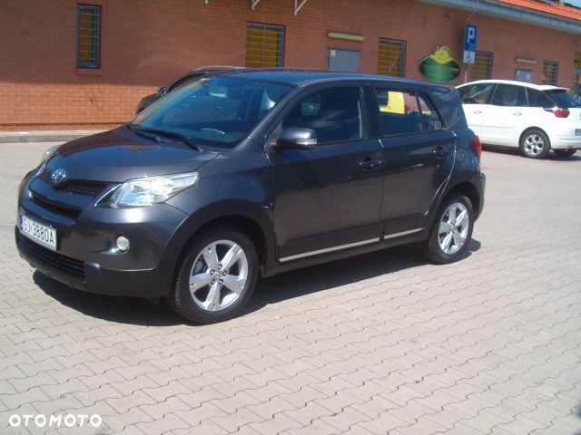Toyota Urban Cruiser - 2