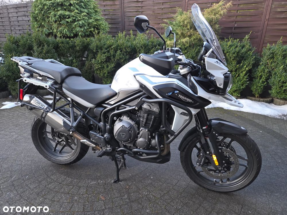 Triumph Tiger - 1