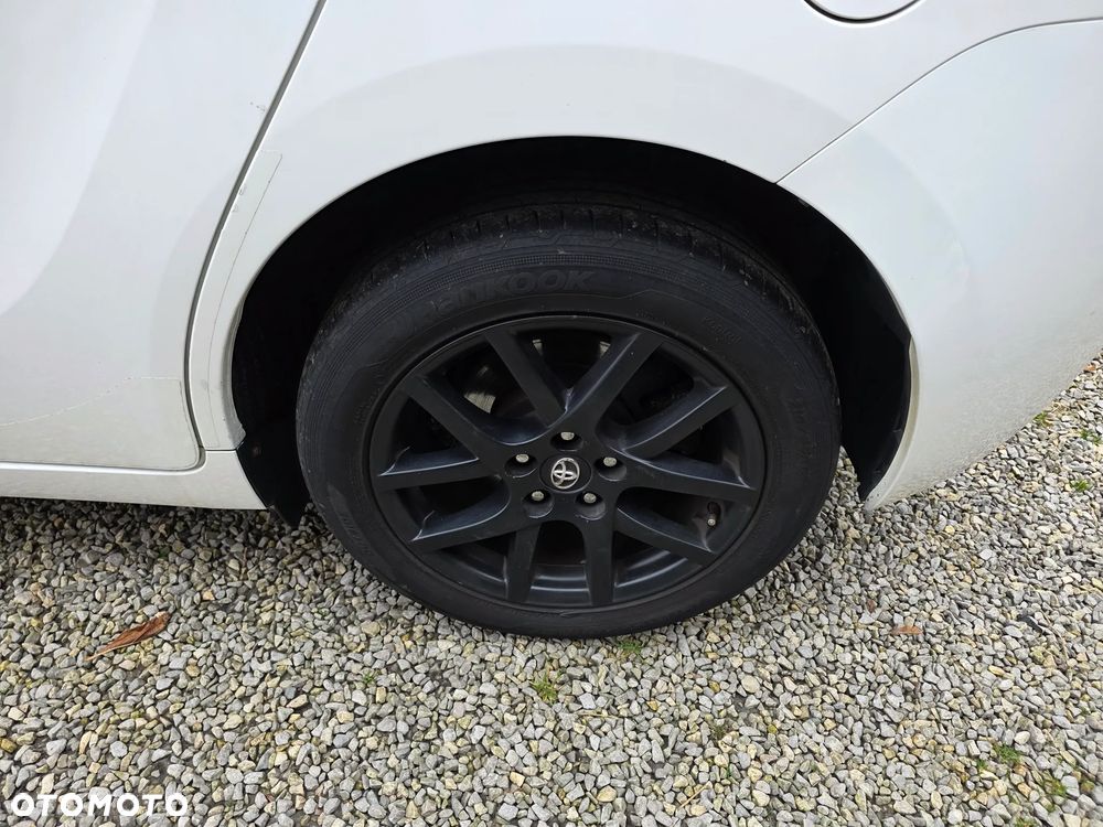 Toyota Verso 1.8 Premium 7os - 5