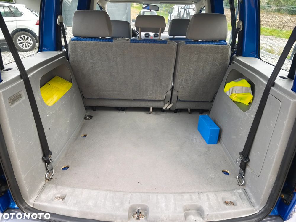 Volkswagen Caddy Life - 19