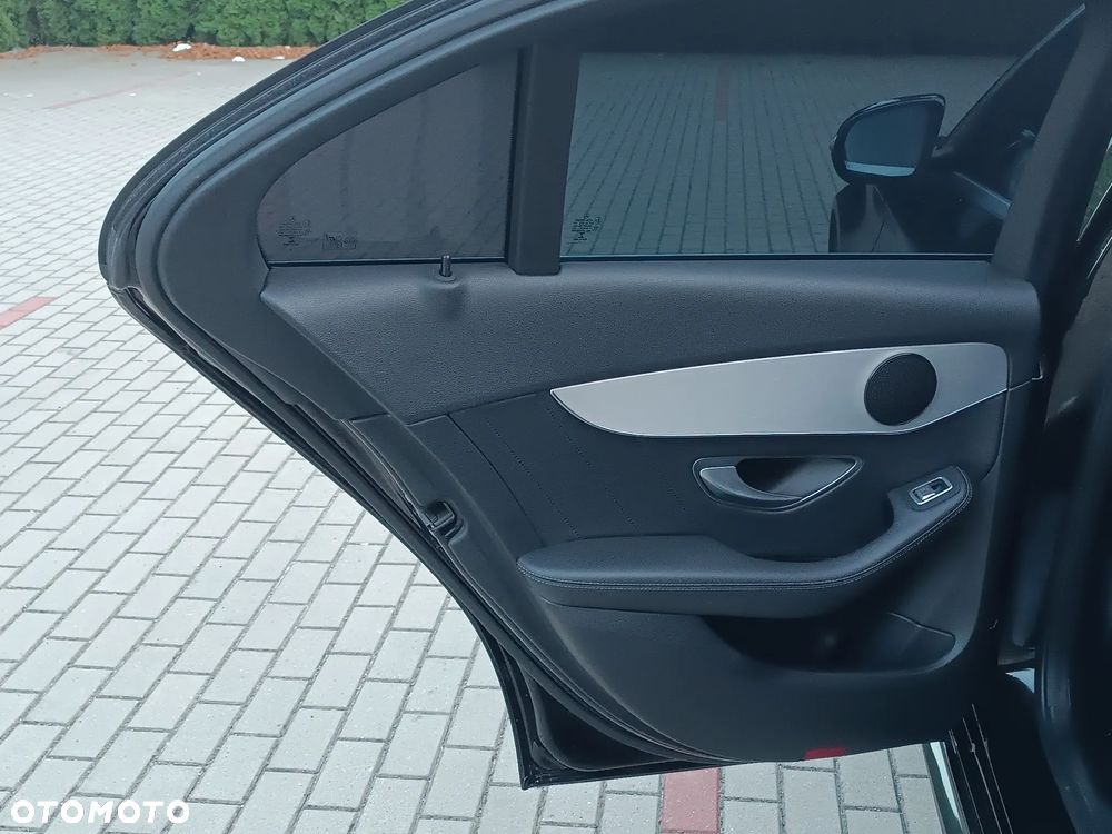 Mercedes-Benz Klasa C - 24