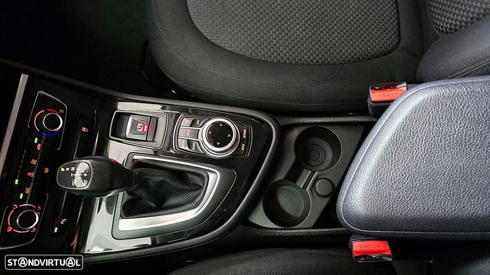 BMW 216 Active Tourer d Line Sport Auto - 51