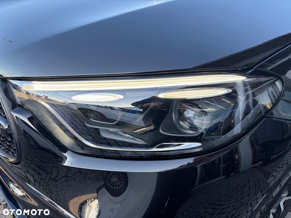 Mercedes-Benz GLC 300 e PHEV 4-Matic AMG Line - 9