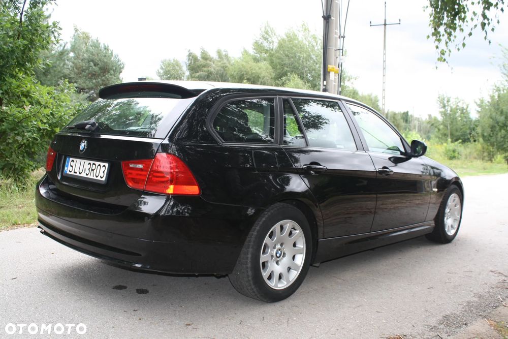 BMW Seria 3 320d - 8