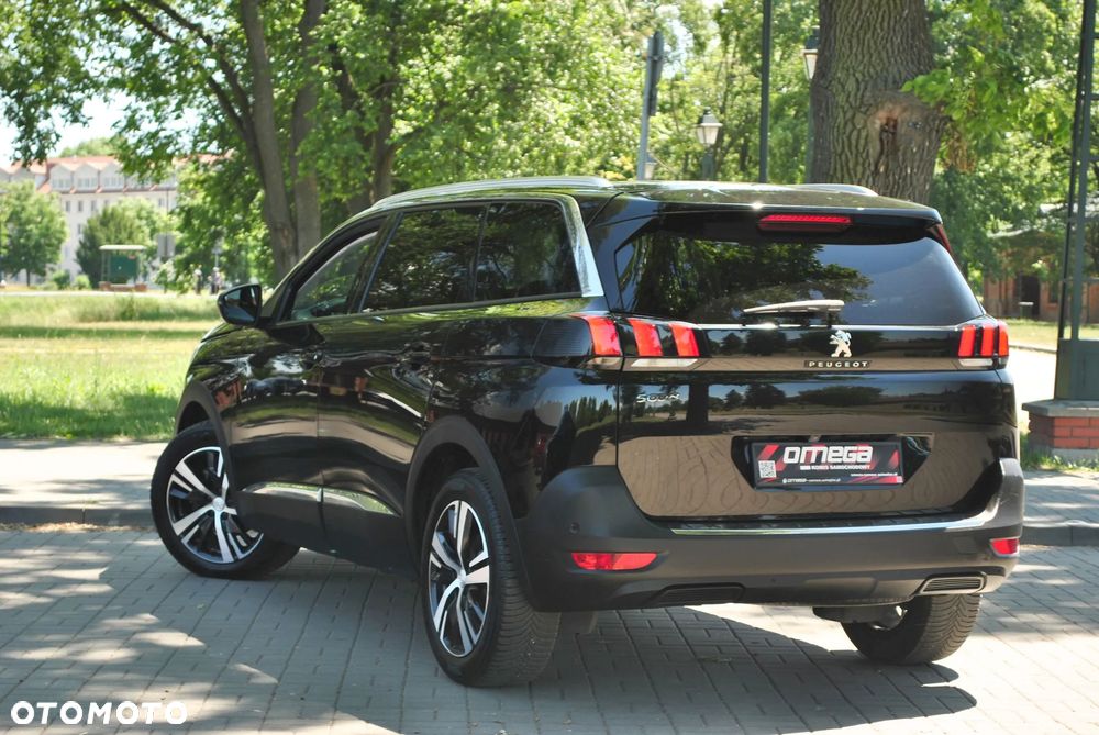 Peugeot 5008 - 5
