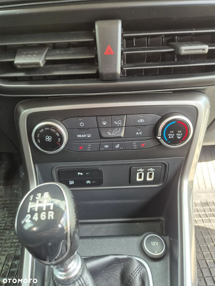 Ford EcoSport 1.0 EcoBoost TREND - 11