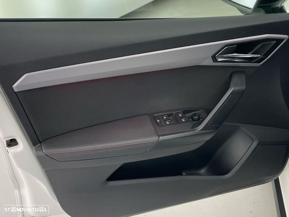 SEAT Arona 1.0 TSI FR - 16