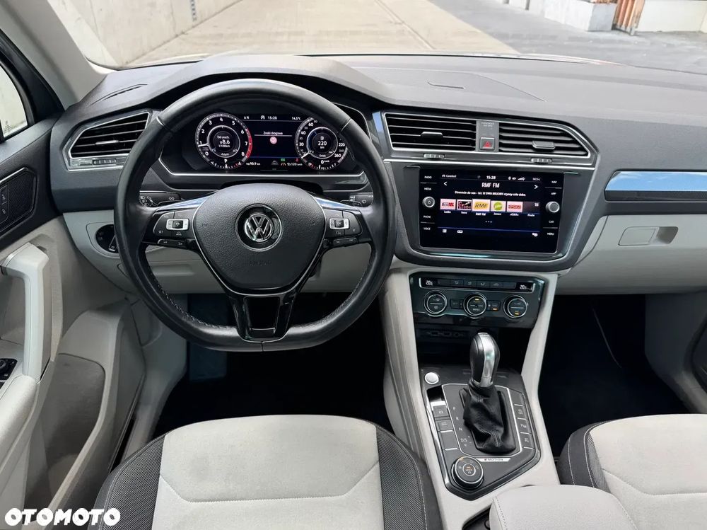 Volkswagen Tiguan - 8