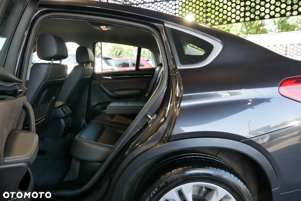 BMW X4 xDrive20i xLine - 10