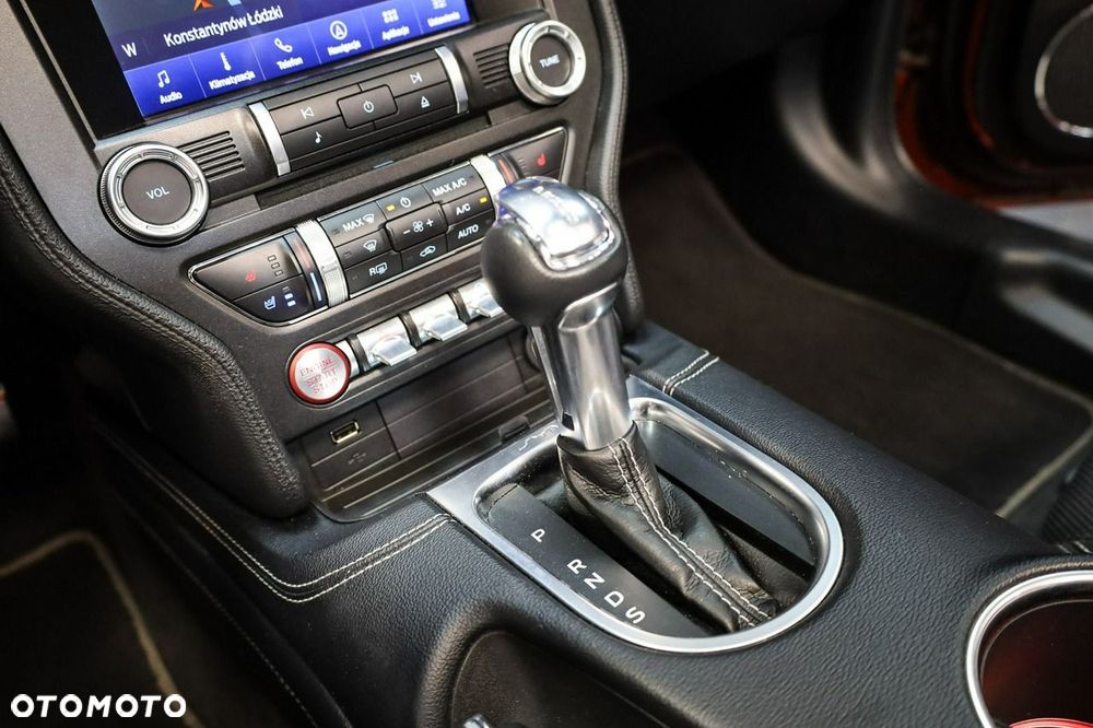 Ford Mustang 5.0 V8 GT - 20