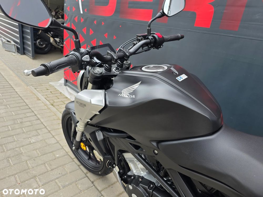 Honda CB - 9