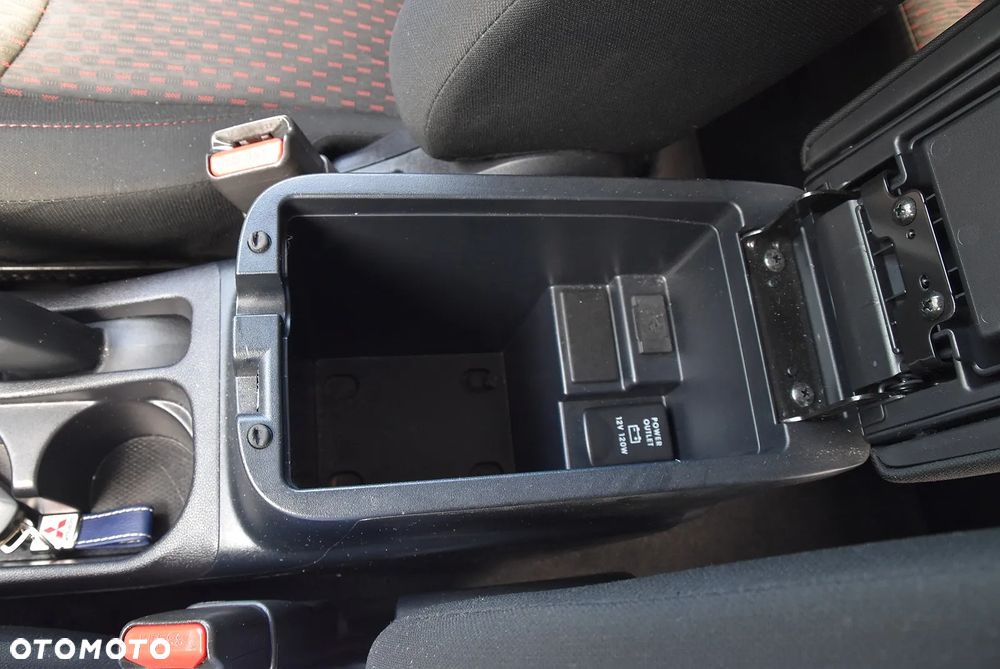 Mitsubishi ASX 1.6 Active - 39
