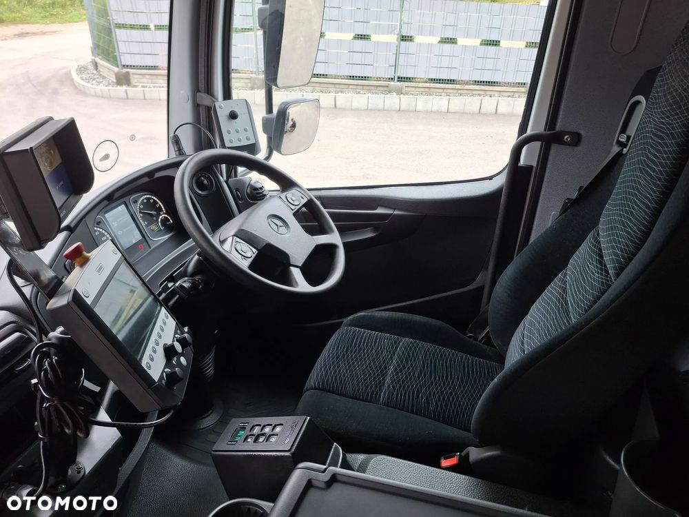 Mercedes-Benz Atego 1523 Zamiatarka EURO 6 PM10 Schmidt Street King 660 2 Silniki Szczotki L/R Na Poduszkach Kamery Automatyczna Skrzynia Pojazd Specjalny - 40