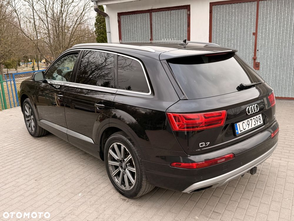 Audi Q7 - 17