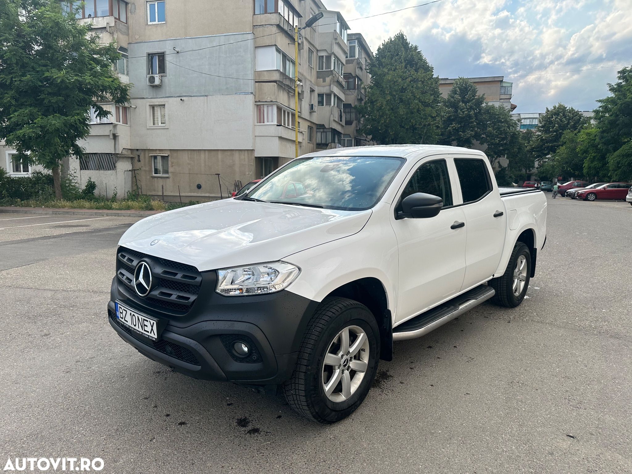 Mercedes-Benz X 220 d 4MATIC Pure - 1