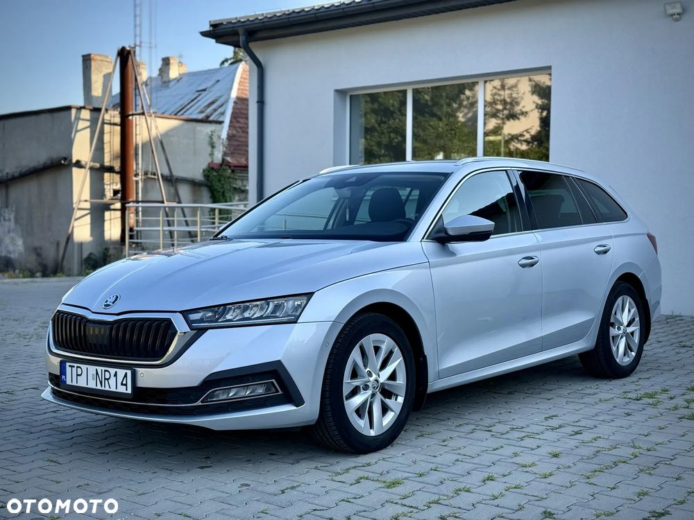 Skoda Octavia 2.0 TDI Sportline DSG - 2