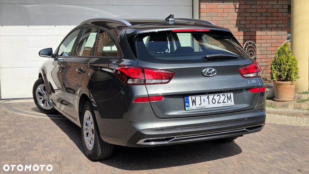 Hyundai i30 1.0 T-GDI Modern - 10