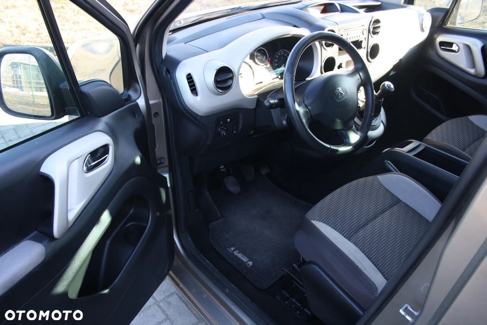 Peugeot Partner HDi FAP 115 Family - 13