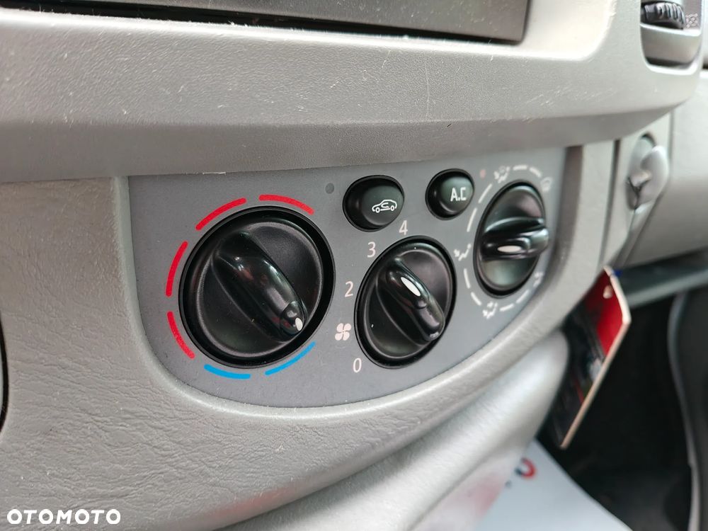 Opel Vivaro L1H1 DPF Tour - 25