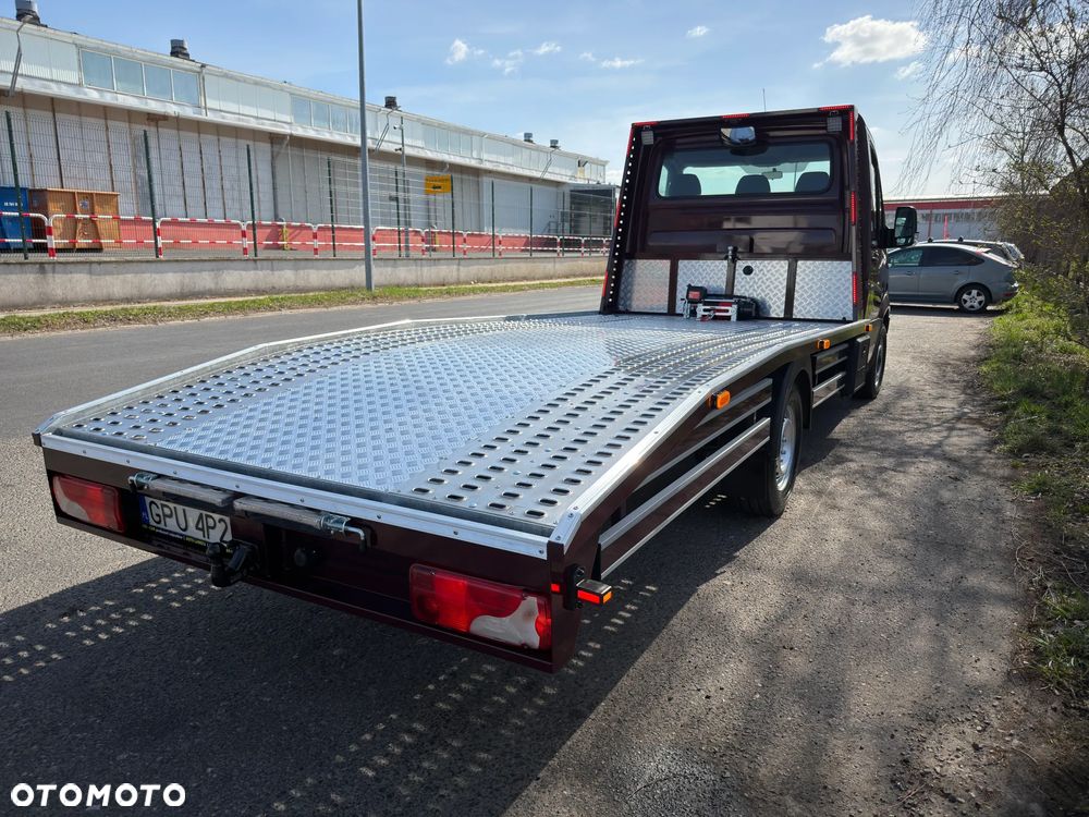 Mercedes-Benz SPRINTER - 4