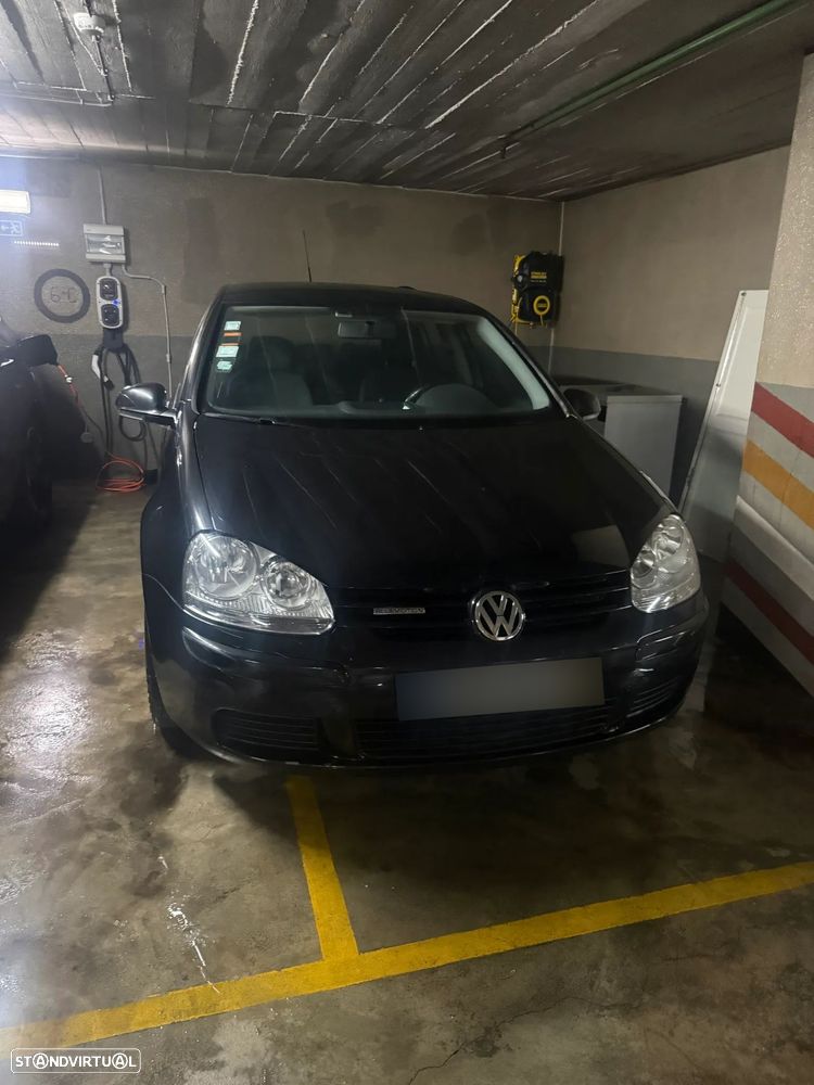VW Golf 1.9 TDi BlueM. Confortline - 2