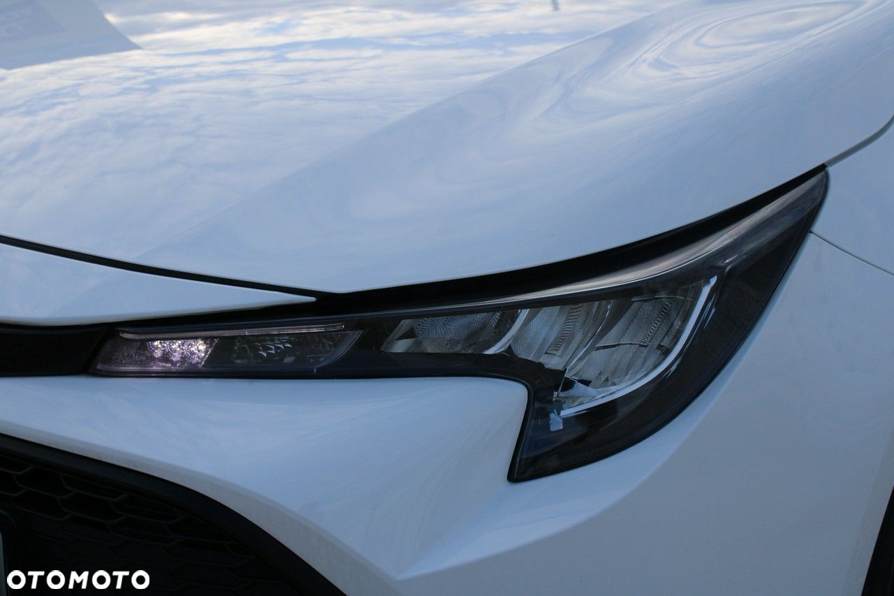 Toyota Corolla - 12
