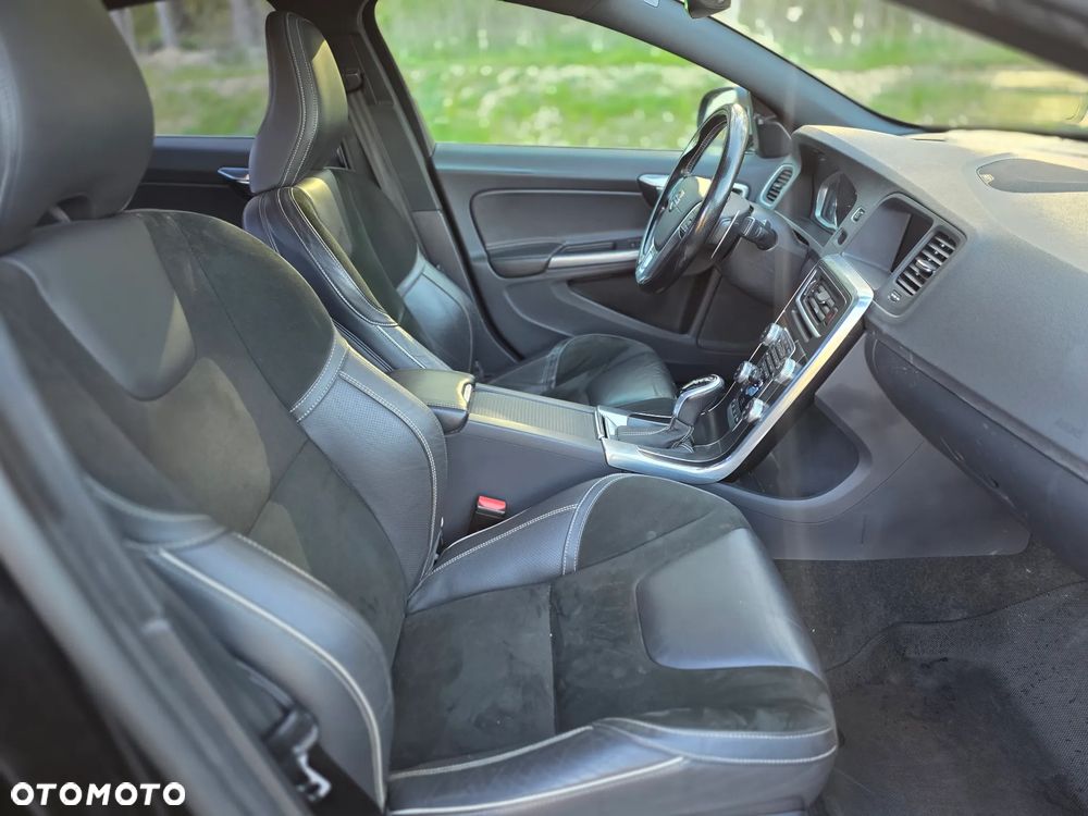 Volvo S60 T6 AWD Geartronic RDesign - 7