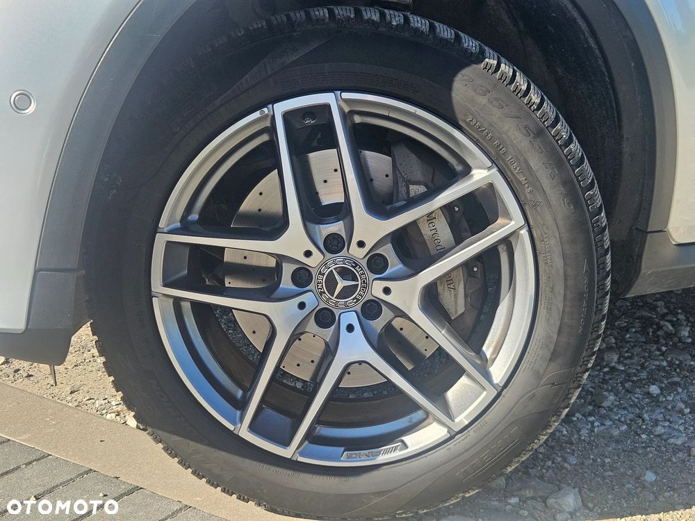 Mercedes-Benz GLC 300 4Matic 9G-TRONIC - 11