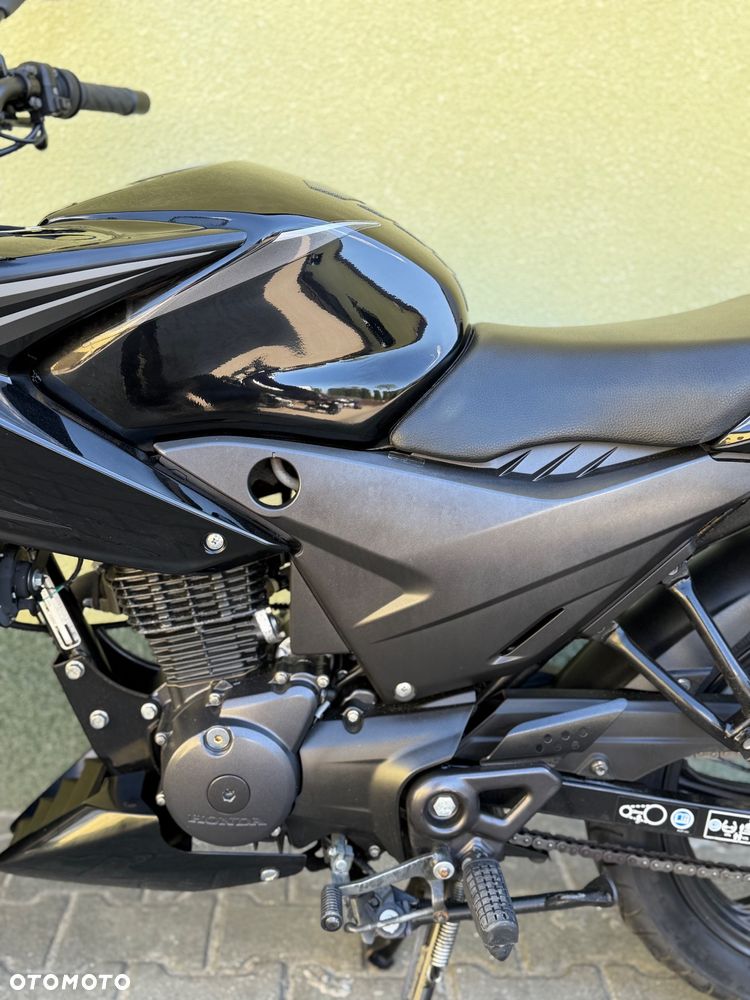 Honda CBF - 26