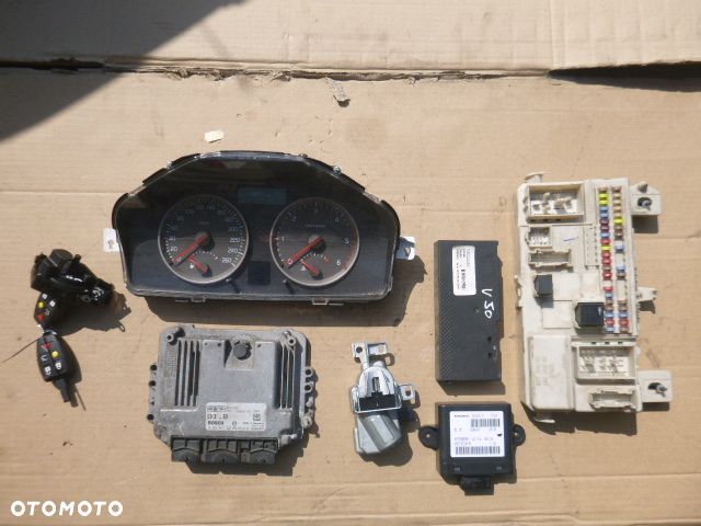 ZESTAW STARTOWY KOMPUTER STACYJKA IMMOBILIZER BOSCH 0281011775 VOLVO V50 1.6 D - 15