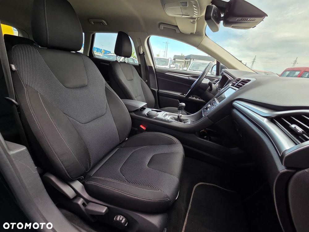 Ford Mondeo SW 1.5 EcoBoost S&S Titanium - 17