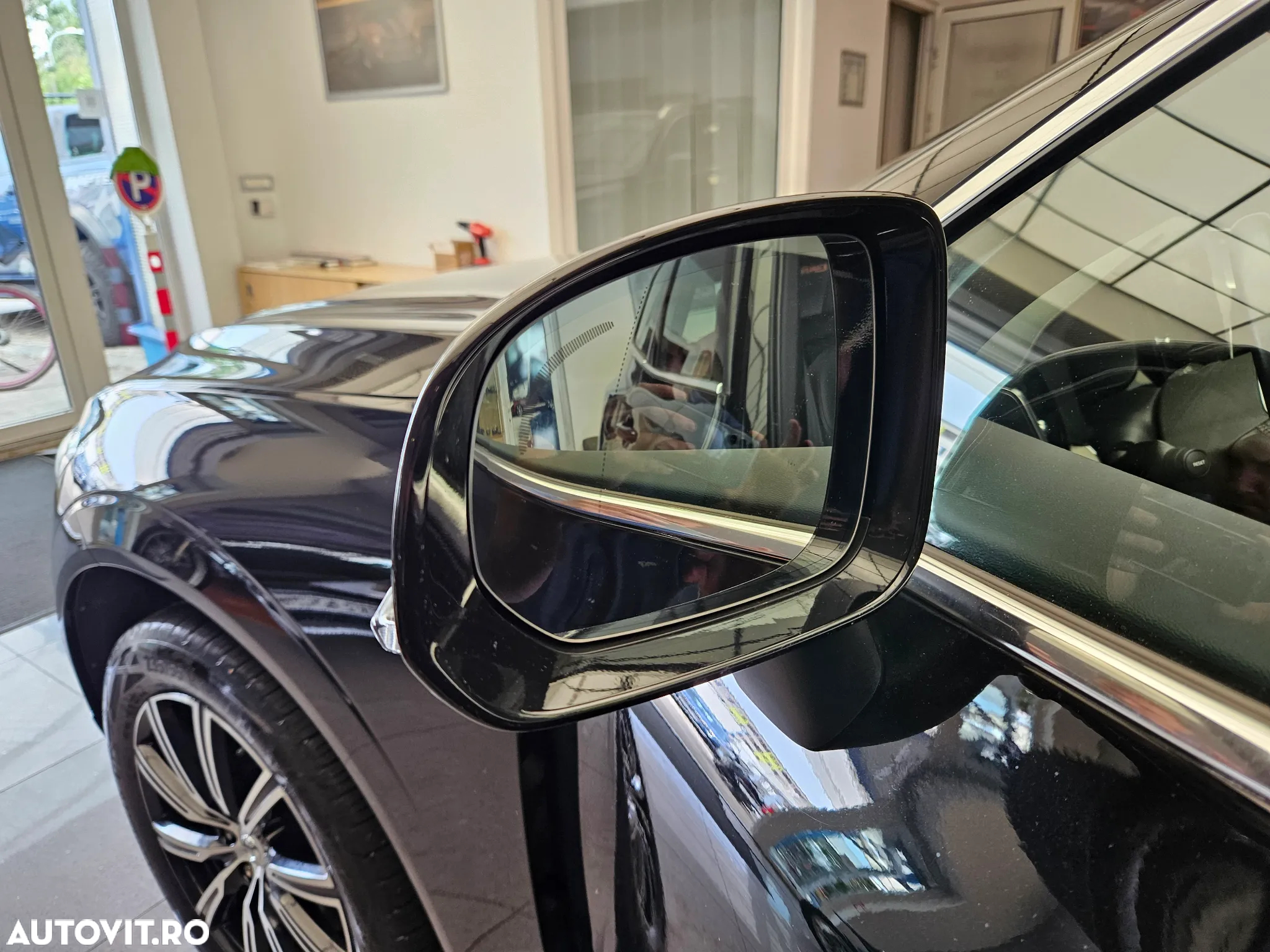 Volvo XC 60 B4 MHEV Inscription - 33