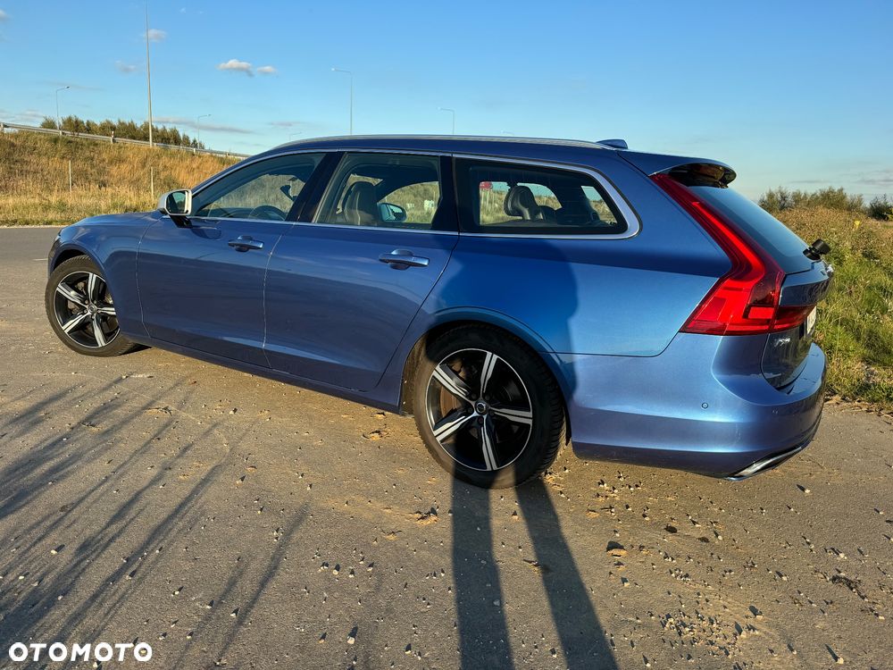 Volvo V90 D5 AWD R-Design - 5
