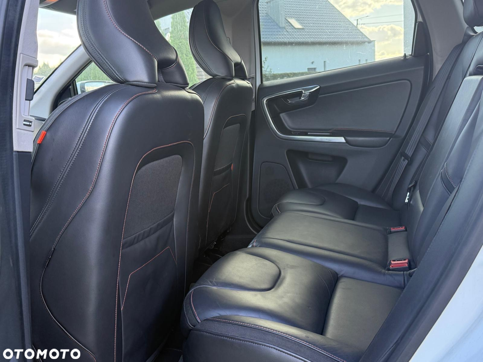 Volvo XC 60 D4 Geartronic Ocean Race - 12