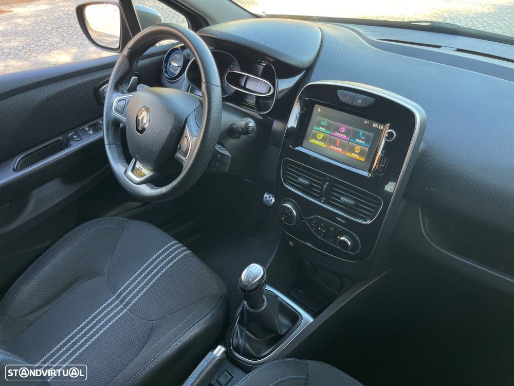 Renault Clio Sport Tourer 0.9 TCe GT Line - 37