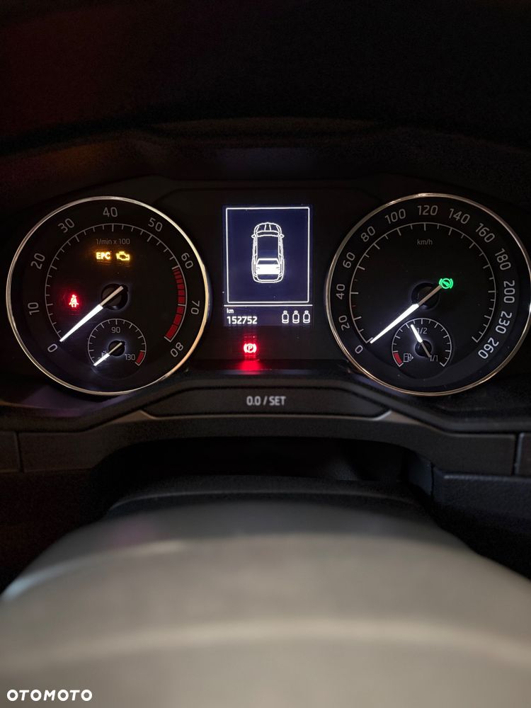 Skoda Superb 1.5 TSI Ambition DSG - 7
