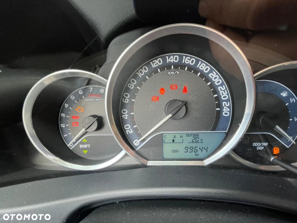 Toyota Auris 1.6 Valvematic Comfort - 16
